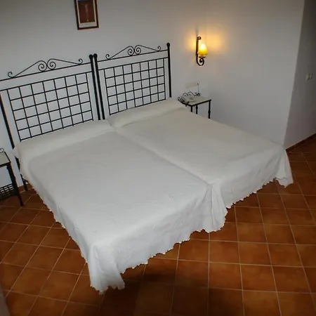 Apartamento Rural La Yedra Rus